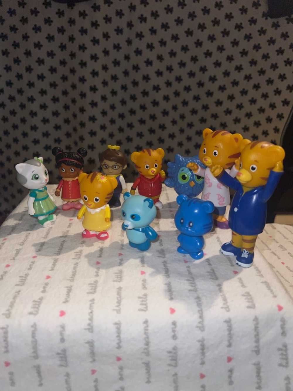 Daniel Tiger and Friends Kids Toy Figure Set - Multicolor